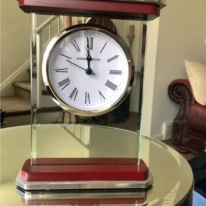 Howard Miller Micah wood/clear analog tabletop clock